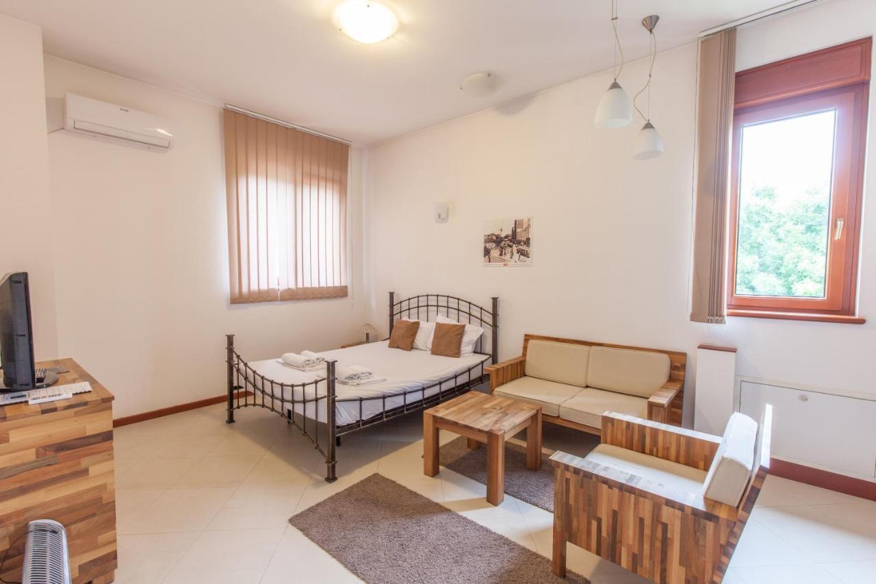 The Belgrade Hills Rooms And Suites المظهر الخارجي الصورة